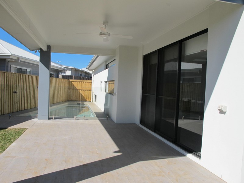 13 Seawater Street, Thornlands QLD 4164