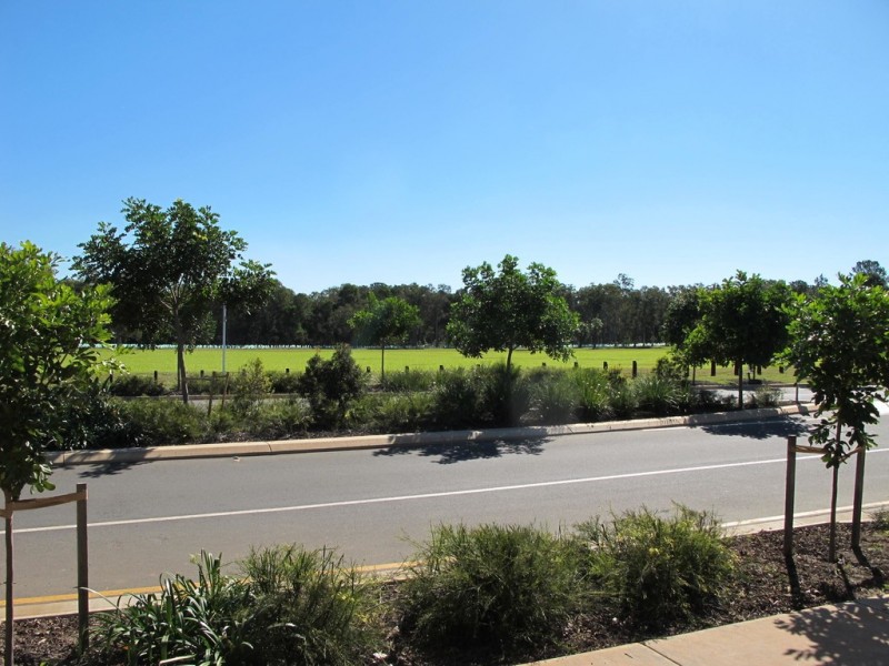 13 Seawater Street, Thornlands QLD 4164