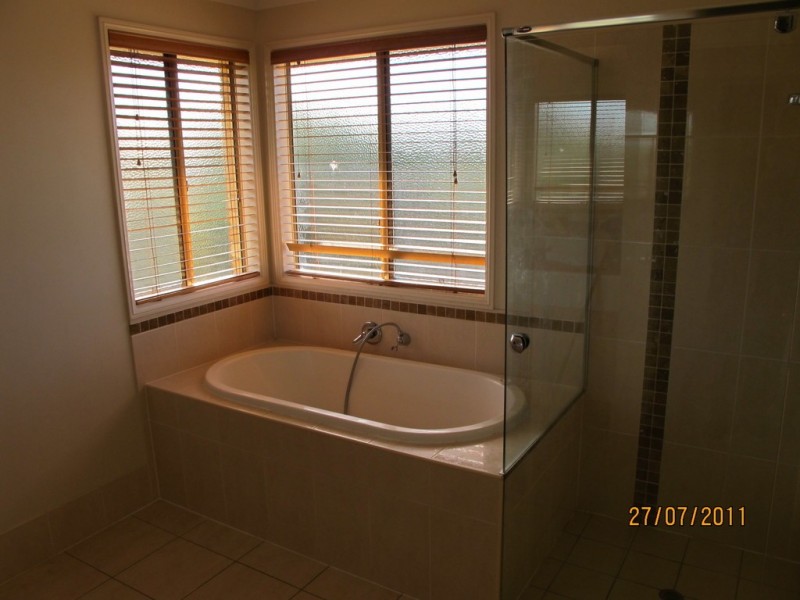 12 Applegum Cres, Thornlands QLD 4164