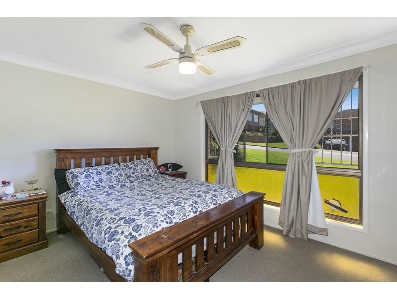 33 Macadamia Street, Victoria Point QLD 4165