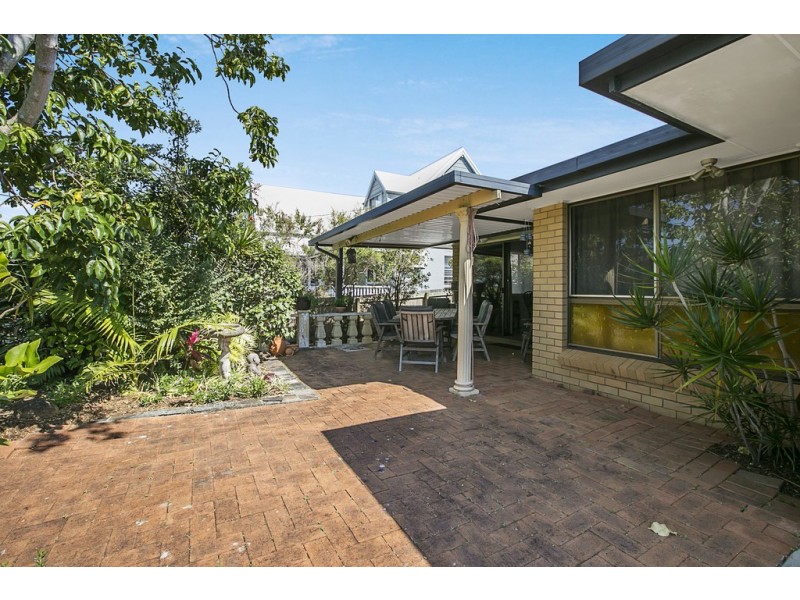 33 Macadamia Street, Victoria Point QLD 4165