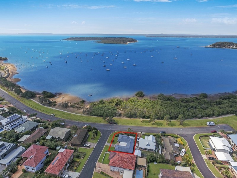 33 Macadamia Street, Victoria Point QLD 4165