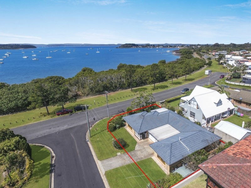 33 Macadamia Street, Victoria Point QLD 4165