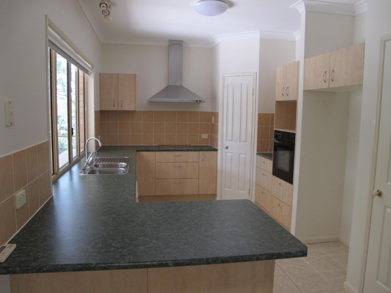 11 Marc Place, Cleveland QLD 4163