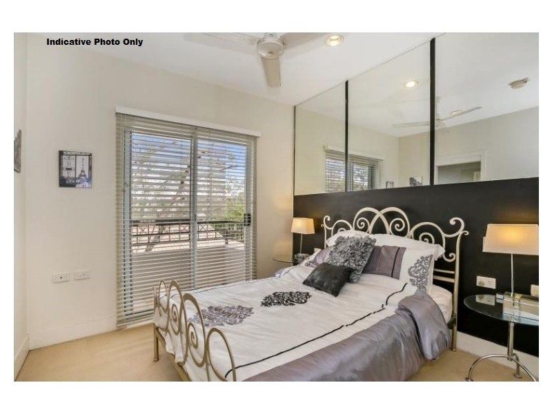 23 Bellevue Terrace, St Lucia QLD 4067