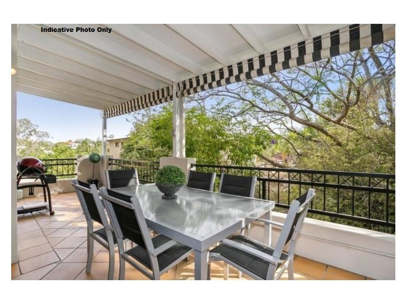 23 Bellevue Terrace, St Lucia QLD 4067