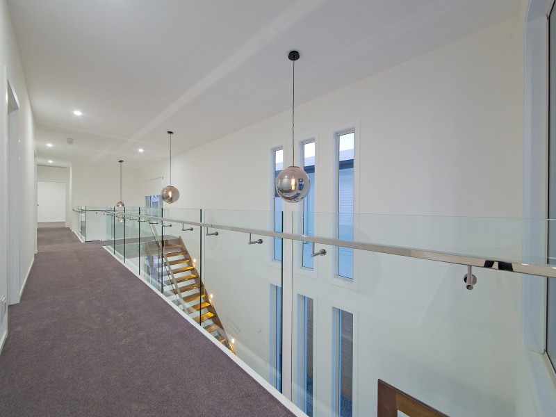 4 Talburpin Esplanade, Redland Bay QLD 4165