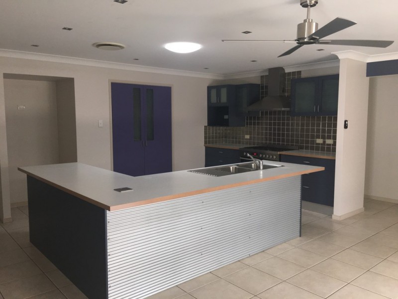 33 Jacob Street, Wellington Point QLD 4160