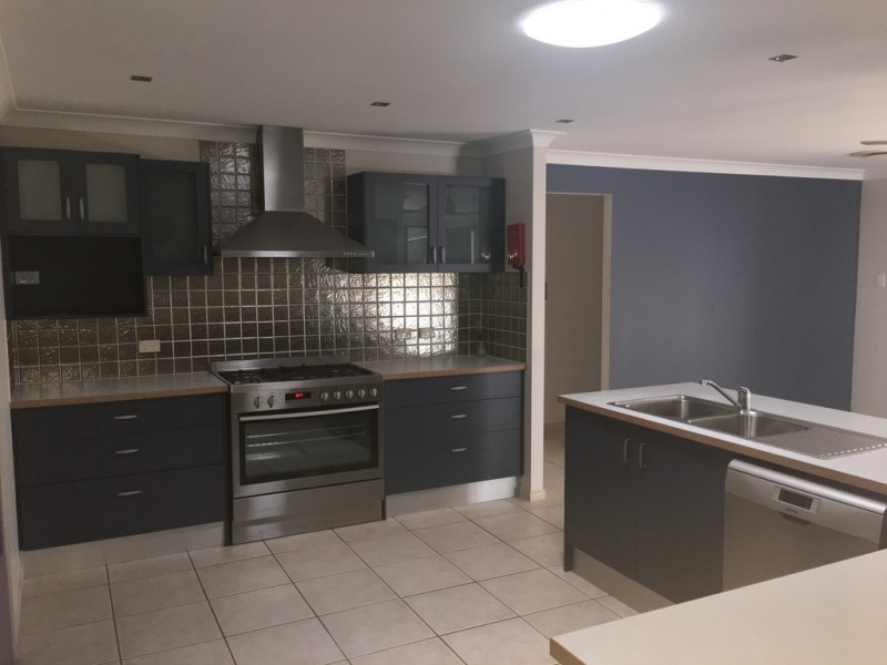 33 Jacob Street, Wellington Point QLD 4160