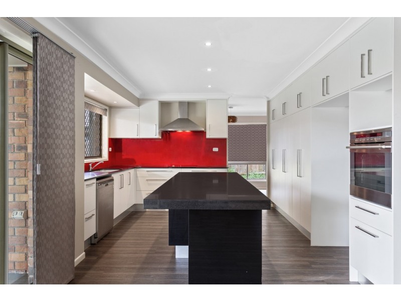 254 Bloomfield  St, Cleveland QLD 4163