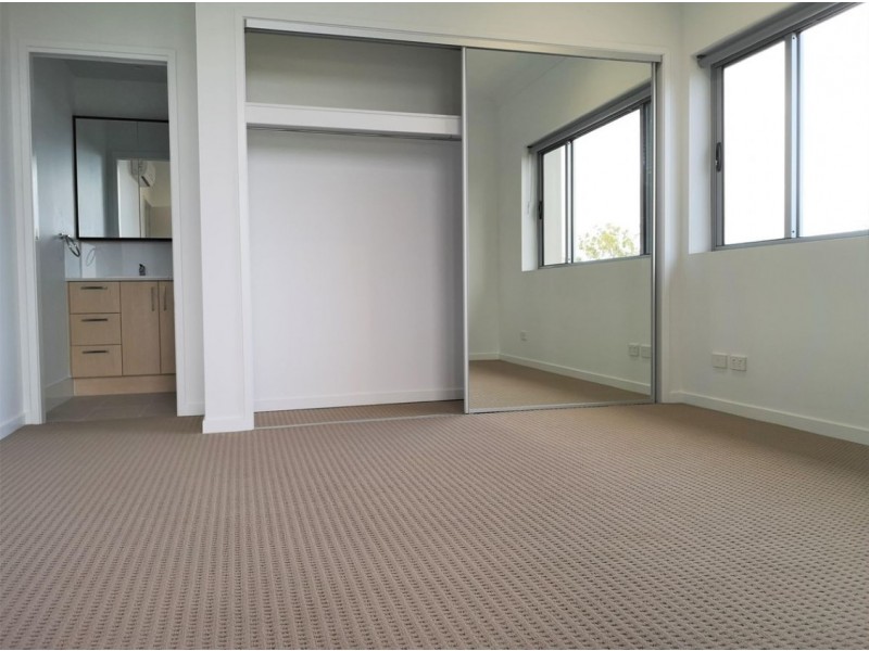 12 Wharf Street, Cleveland QLD 4163