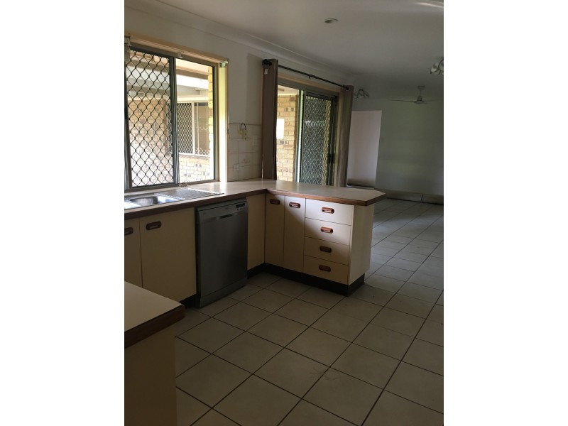 14 Elmhurst Street, Capalaba QLD 4157