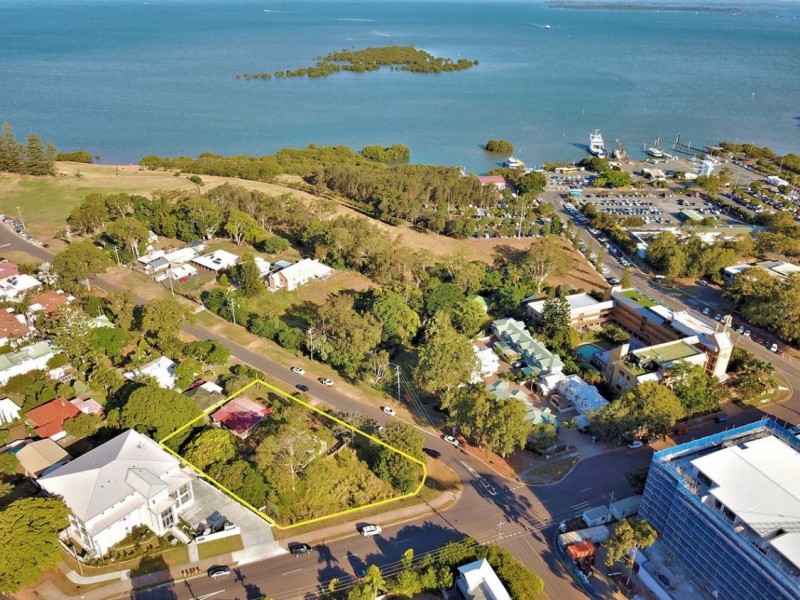 52-56 Shore Street East, Cleveland QLD 4163