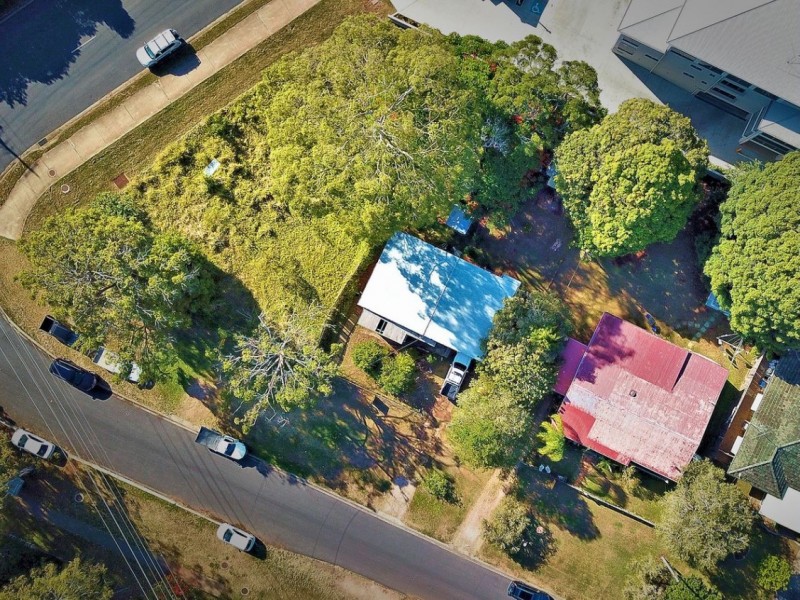 52-56 Shore Street East, Cleveland QLD 4163