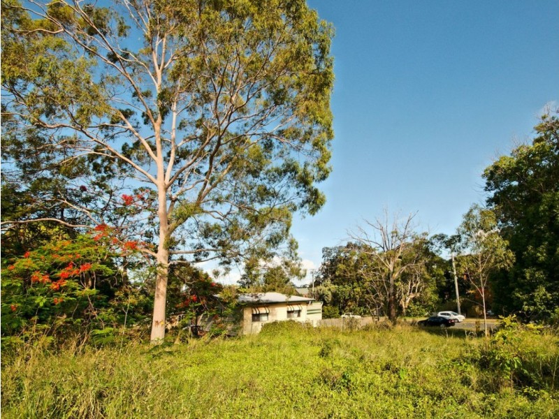 52-56 Shore Street East, Cleveland QLD 4163