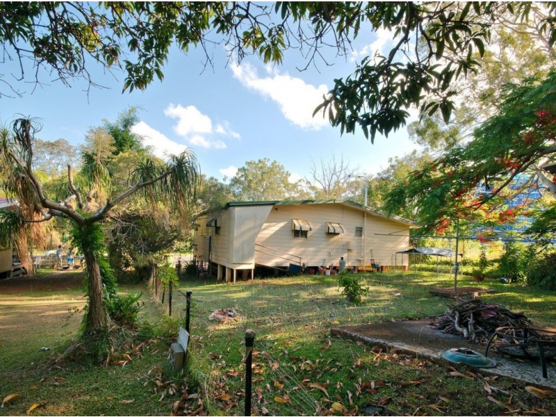 52-56 Shore Street East, Cleveland QLD 4163