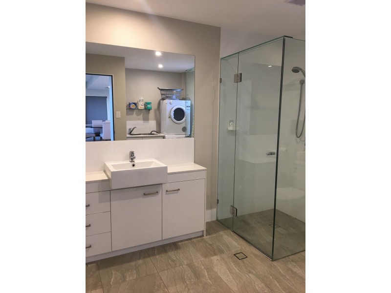 152 Shore Street West, Cleveland QLD 4163