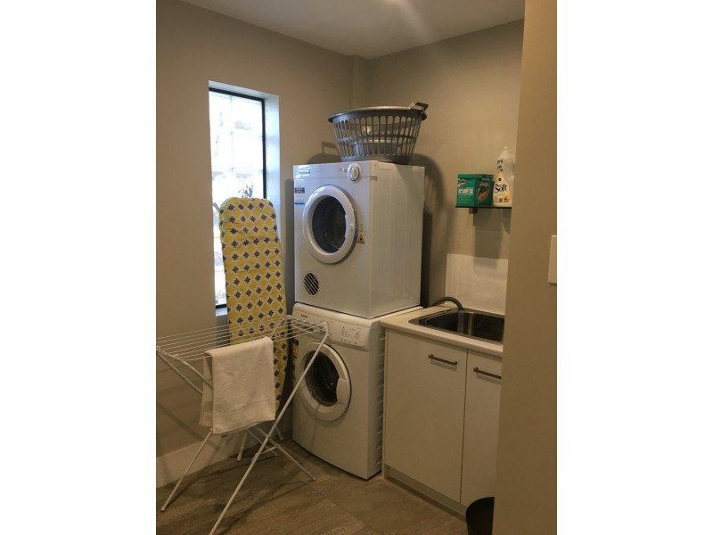 152 Shore Street West, Cleveland QLD 4163