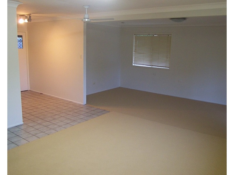 34 Taylor Crescent, Cleveland QLD 4163