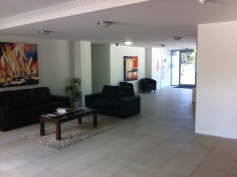 150 Middle Street, Cleveland QLD 4163