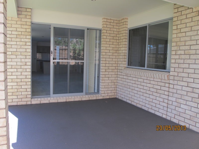 2/1 Riley Peter Place, Cleveland QLD 4163