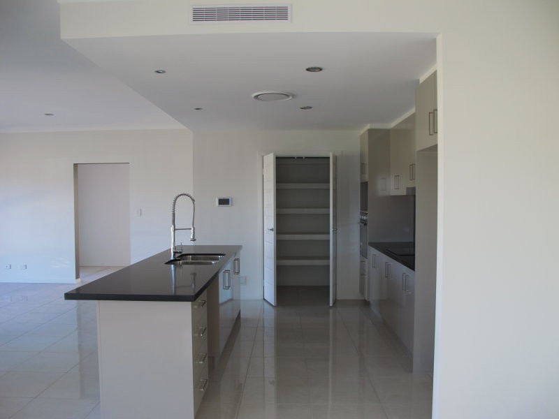 13 Elderberry Street, Thornlands QLD 4164