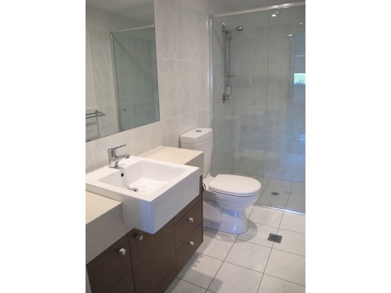 150 Middle Street, Cleveland QLD 4163