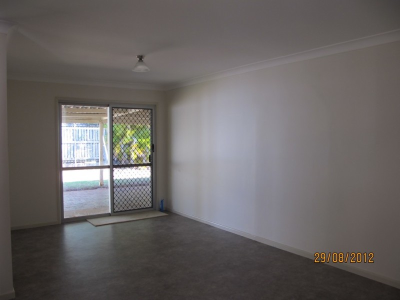 30 Taylor Crescent, Cleveland QLD 4163