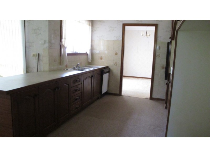 11 Fogarty Street, Cleveland QLD 4163