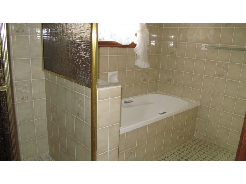 11 Fogarty Street, Cleveland QLD 4163