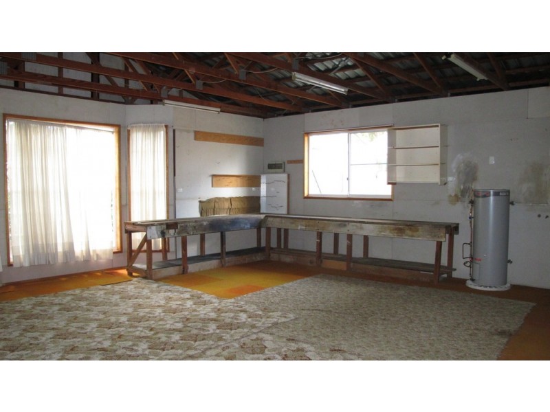 11 Fogarty Street, Cleveland QLD 4163