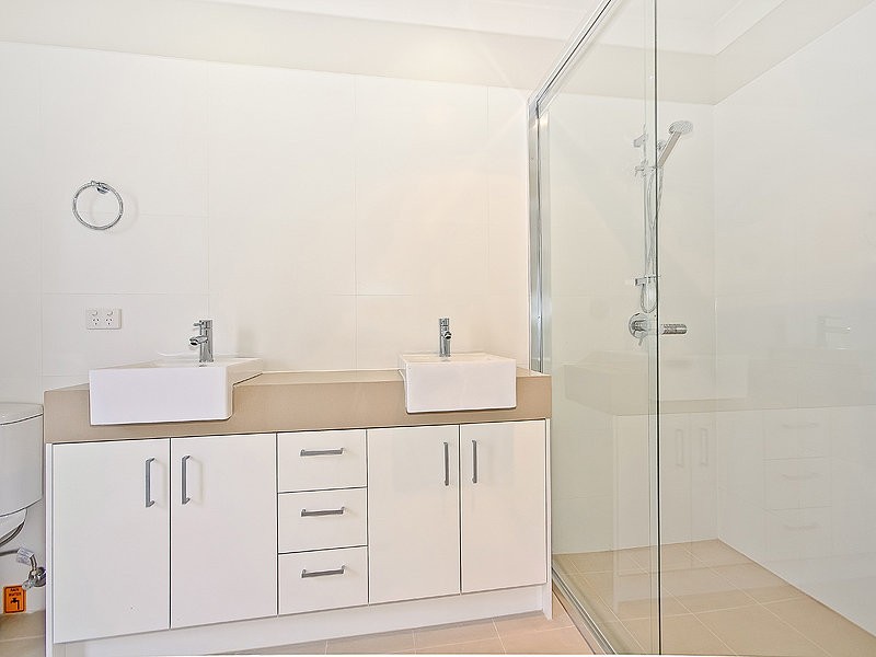 31 Melaleuca Place, Carindale QLD 4152