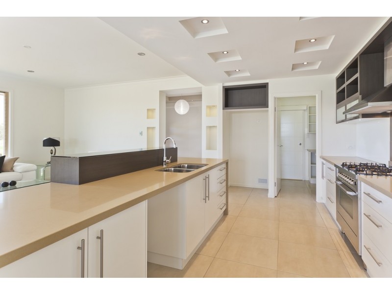 1 Marjoram Street, Thornlands QLD 4164