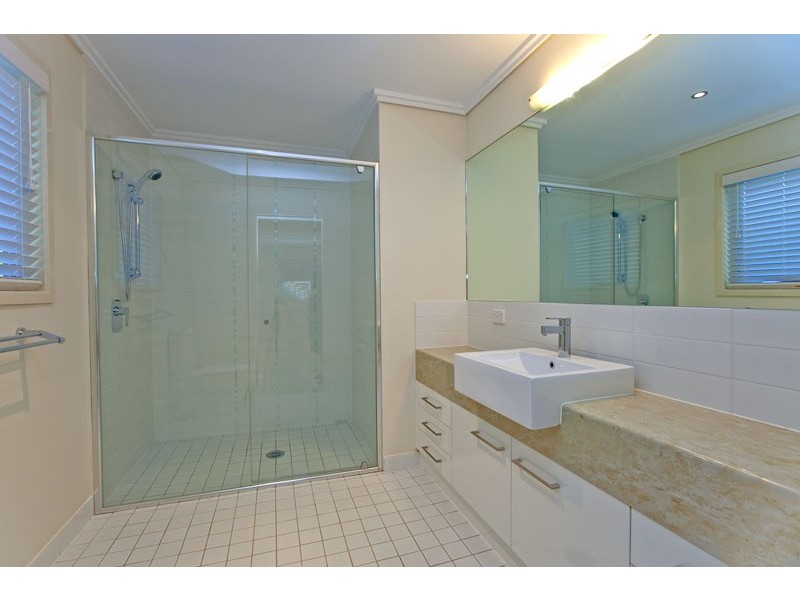 62 Island Street, Cleveland QLD 4163