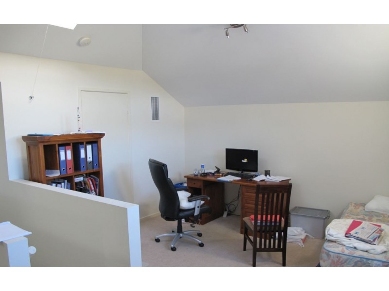 62 Island Street, Cleveland QLD 4163