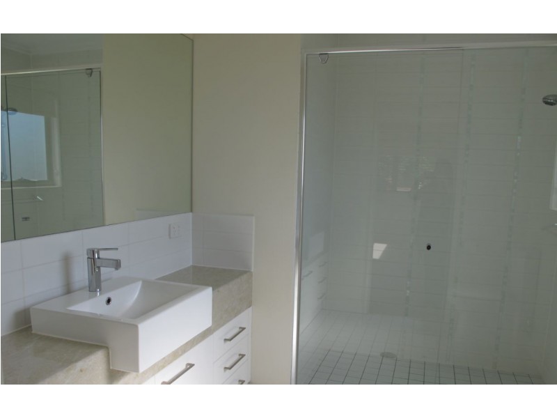 62 Island Street, Cleveland QLD 4163