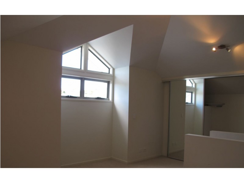 62 Island Street, Cleveland QLD 4163