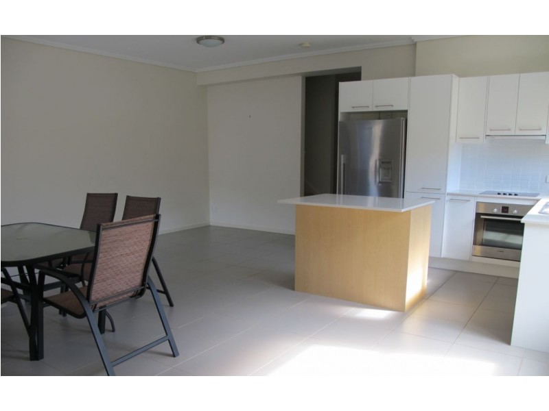 62 Island Street, Cleveland QLD 4163