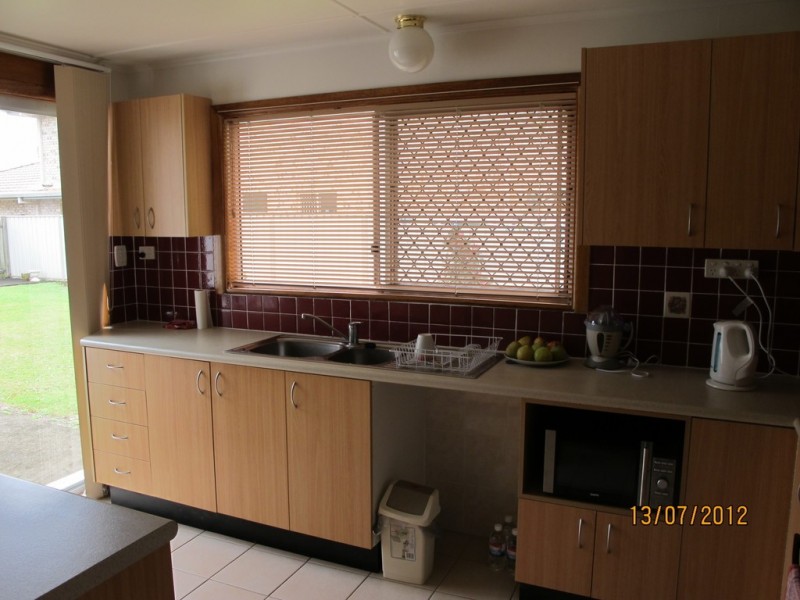 100 Queen, Cleveland QLD 4163