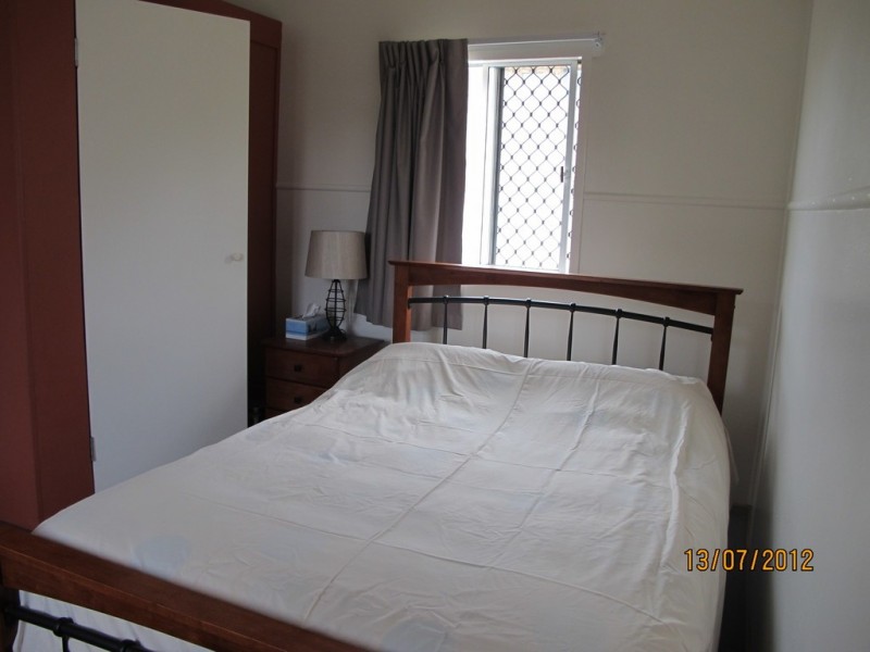 100 Queen, Cleveland QLD 4163