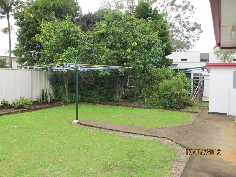 100 Queen, Cleveland QLD 4163