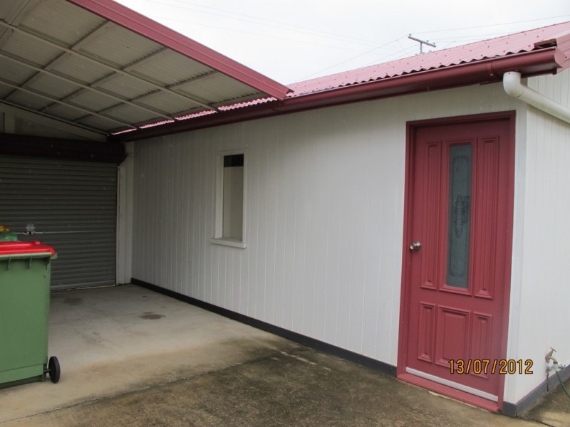 100 Queen, Cleveland QLD 4163