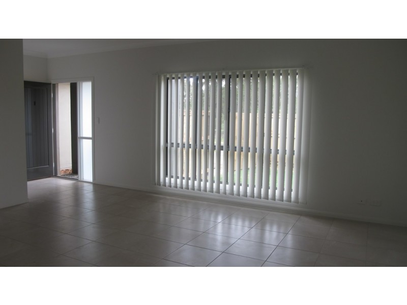 6 Sandalwood Street, Thornlands QLD 4164