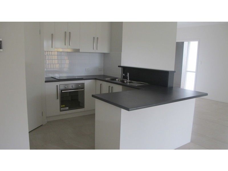 6 Sandalwood Street, Thornlands QLD 4164