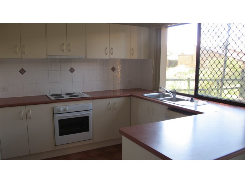 192 Long Street, Cleveland QLD 4163