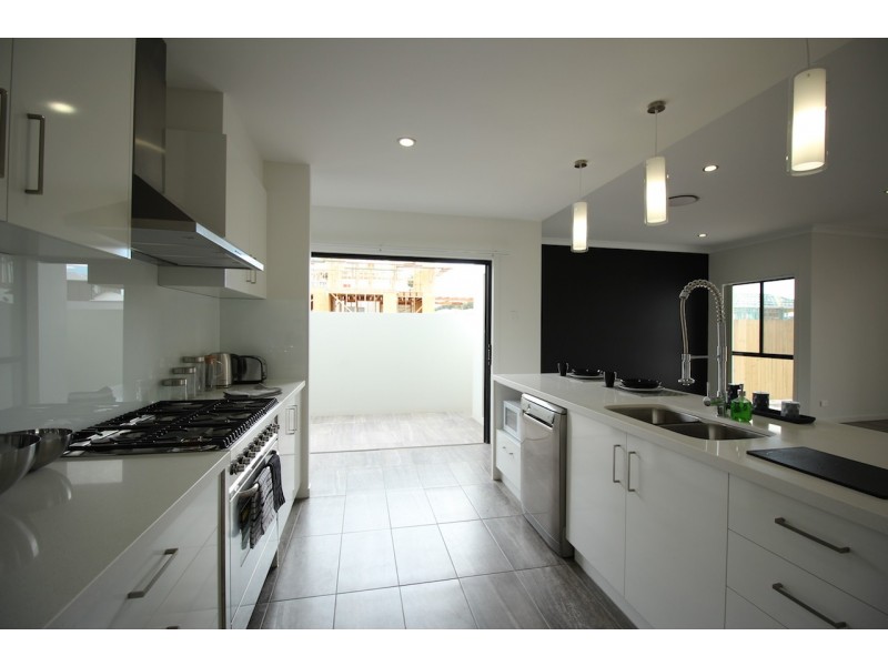 16A Rosemary Street, Thornlands QLD 4164