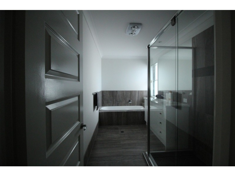 16A Rosemary Street, Thornlands QLD 4164