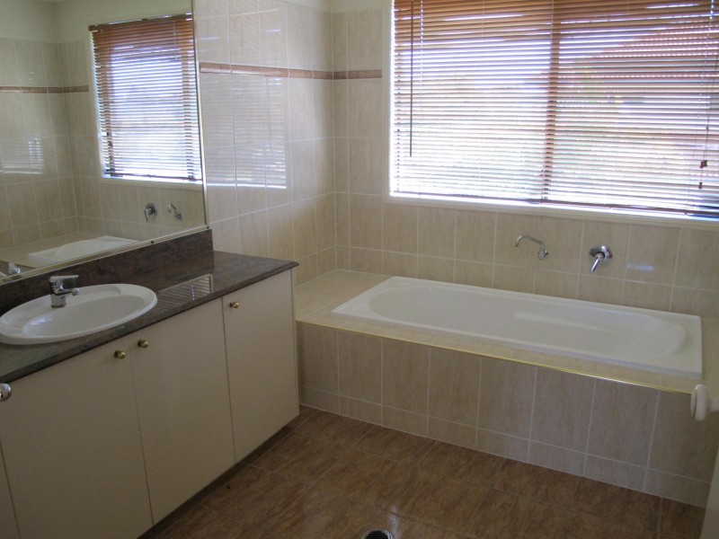 25 Thornlands Road, Thornlands QLD 4164