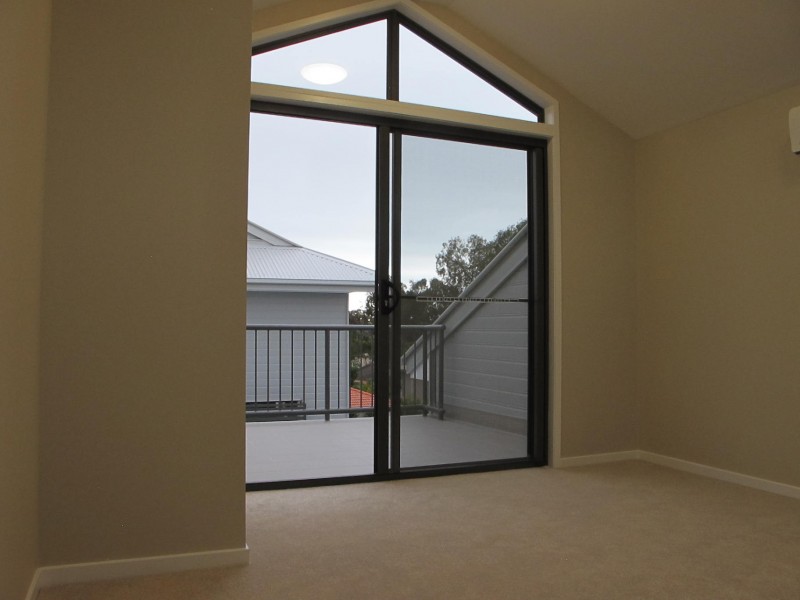 1/27 Freeth Steet East, Ormiston QLD 4160