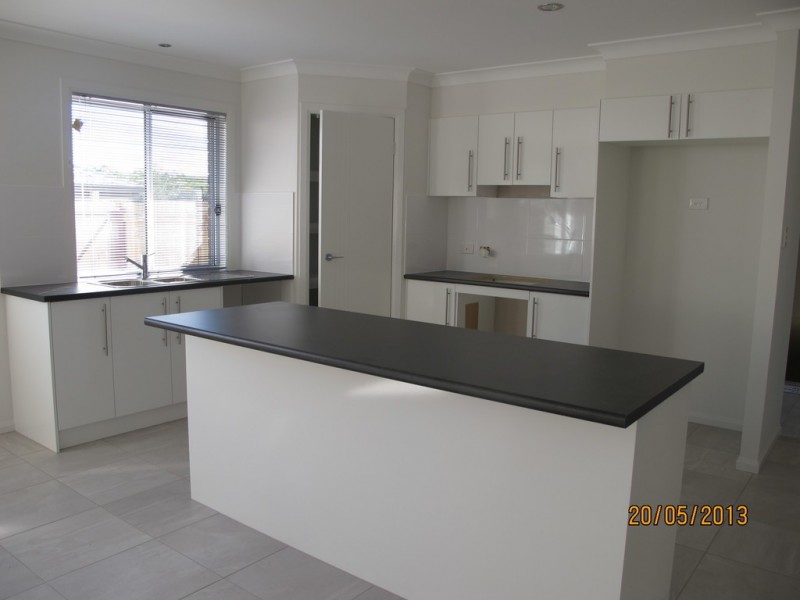 42 Riley Peter Place, Cleveland QLD 4163